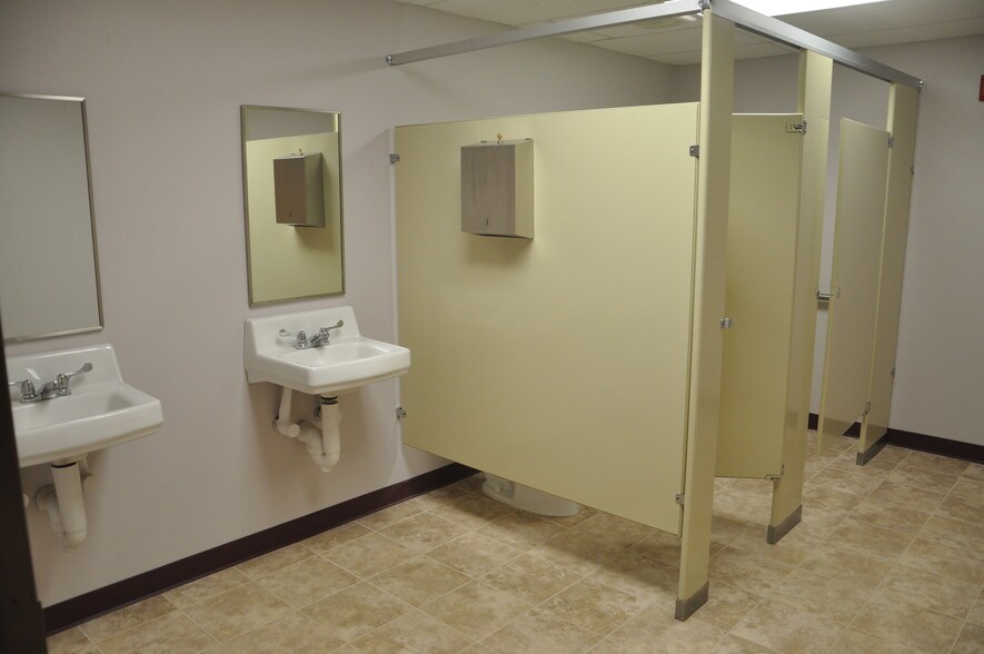 More Photos Of 1201 Greenbrier St, Charleston Office For Lease