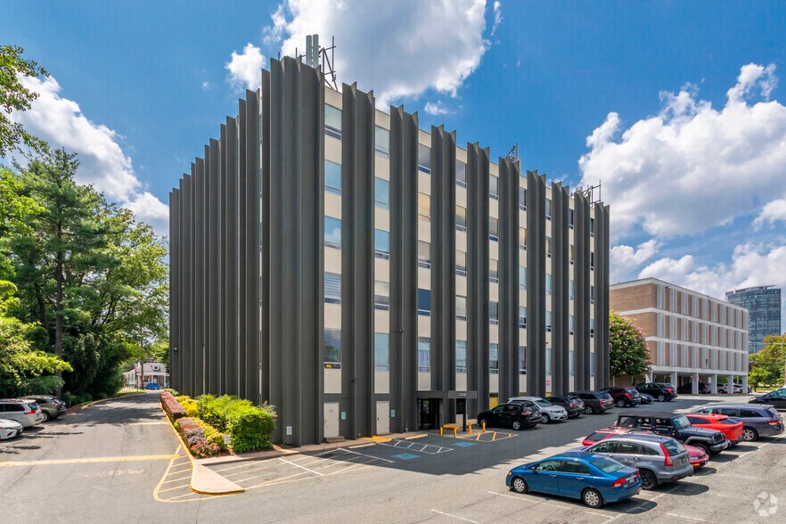 More Photos Of 11119 Rockville Pike, Rockville Medical For Lease