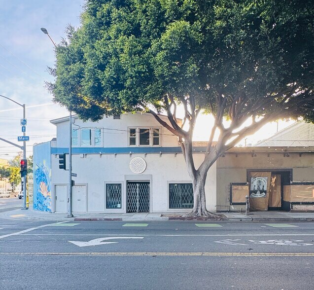 More Photos Of 2615-2619 Main St, Santa Monica Freestanding For Lease