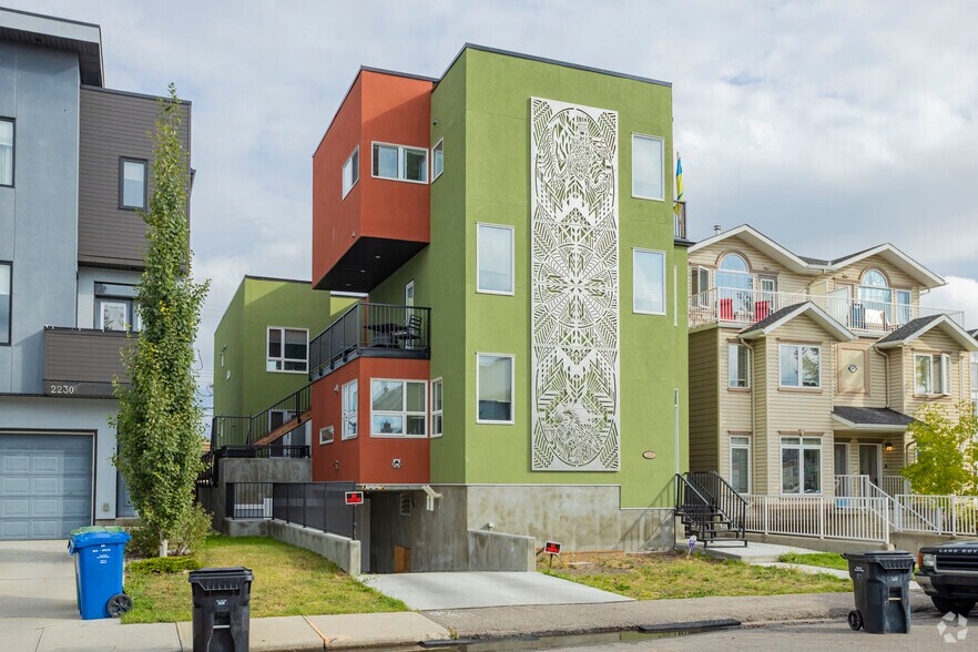 Primary Photo Of 2226 Westmount Rd NW, Calgary Apartments For Sale