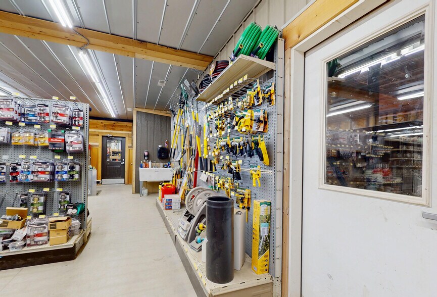 More Photos Of 165 Nebraska St, Sterling General Retail For Sale