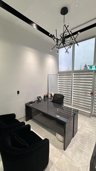 More Photos Of 9300 Goreway Dr, Brampton Storefront Retail Office For Sale