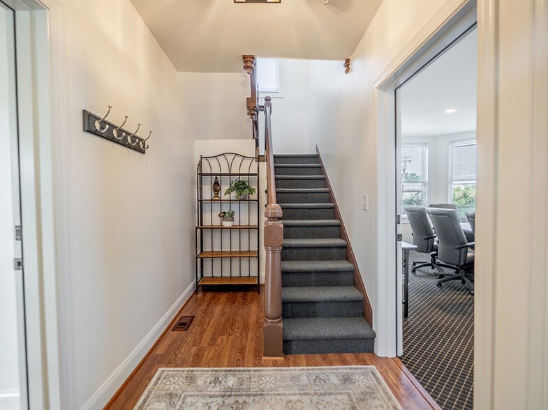 More Photos Of 134 Cockeysville Rd, Cockeysville Industrial For Sale