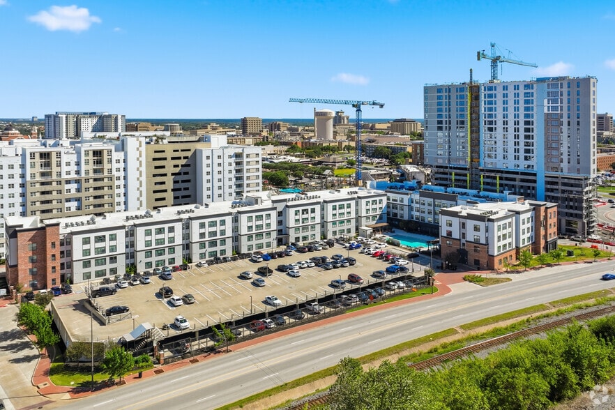 More Photos Of 101 Church Ave, College Station Apartments For Lease