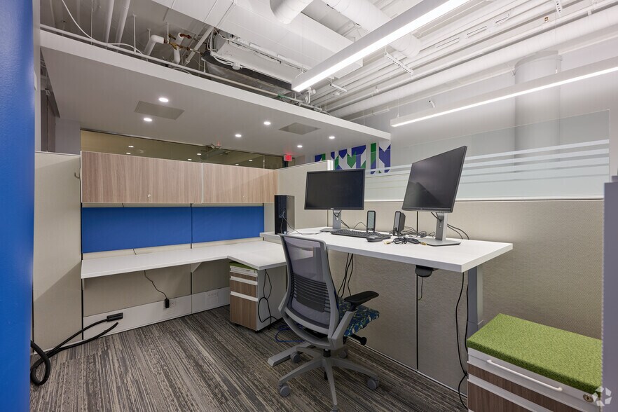 More Photos Of 260 E Main St, Rochester Medical For Lease