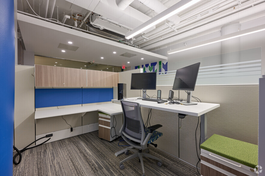 More Photos Of 260 E Main St, Rochester Medical For Lease