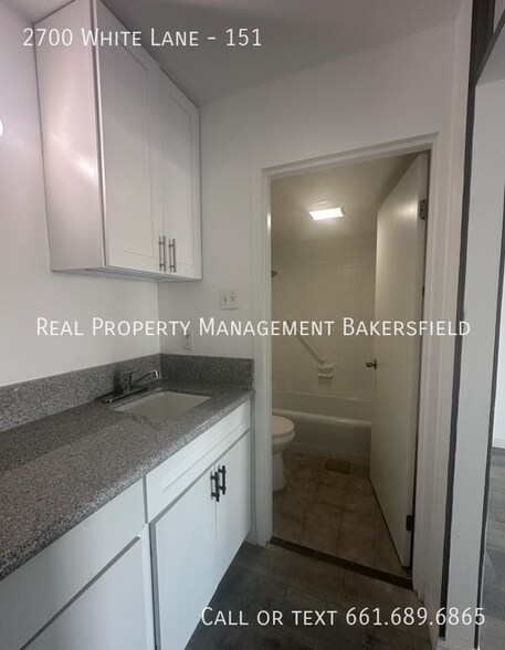 More Photos Of 2700 White Ln, Bakersfield Apartments For Sale