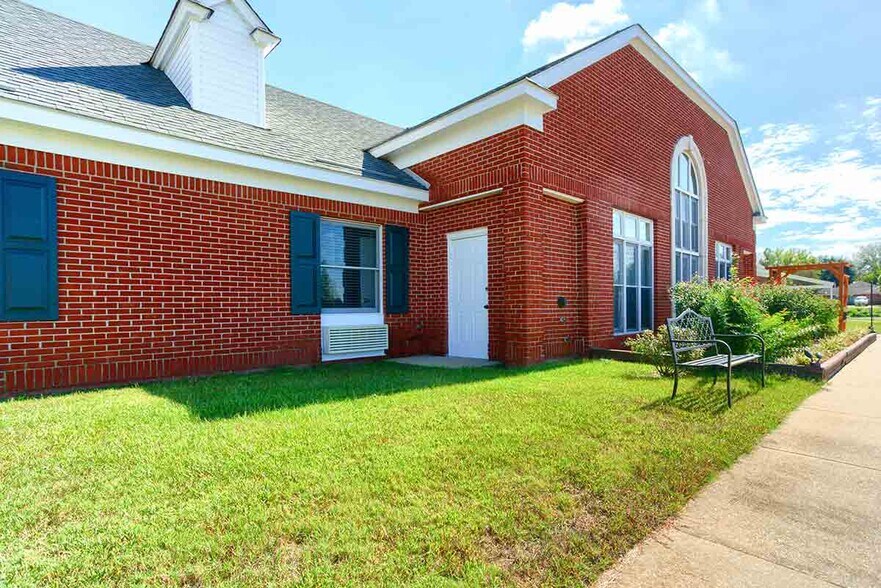 More Photos Of 7295 Copperfield Dr, Montgomery Rehabilitation Center For Sale