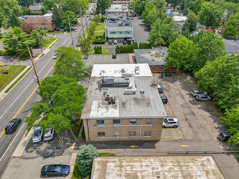 More Photos Of 616 E Palisade Ave, Englewood Cliffs Office For Sale