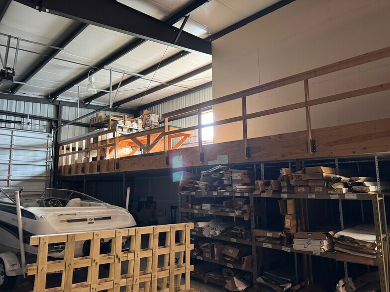 More Photos Of 855 Industrial Dr, Mondovi Distribution For Lease