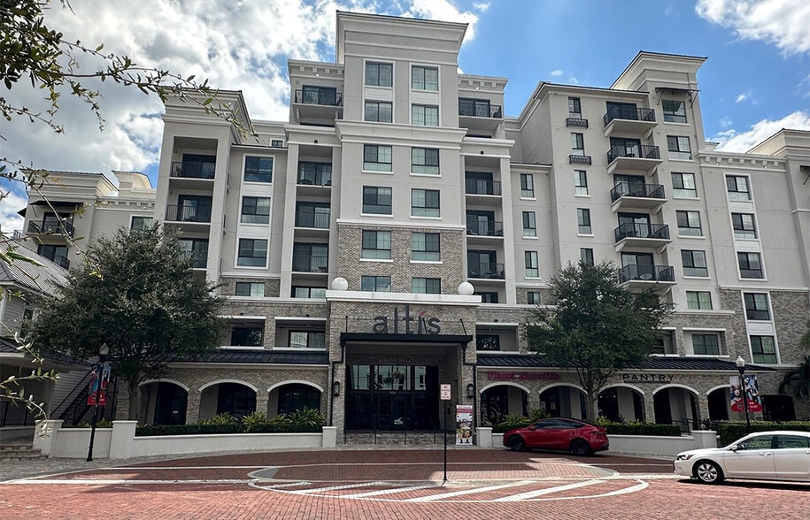 More Photos Of 504 W Grand Central Ave, Tampa Restaurant For Lease