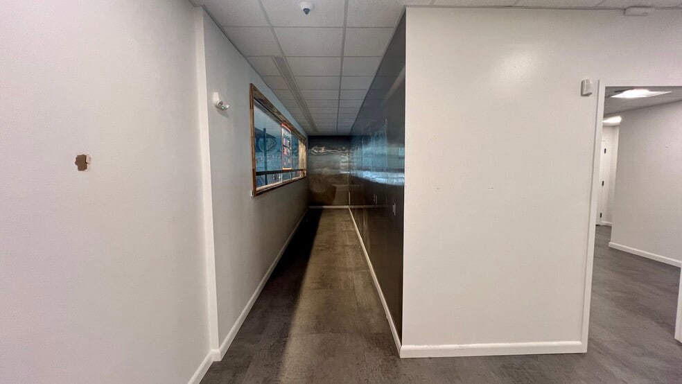 More Photos Of 2409 S Macdill Ave, Tampa Freestanding For Lease