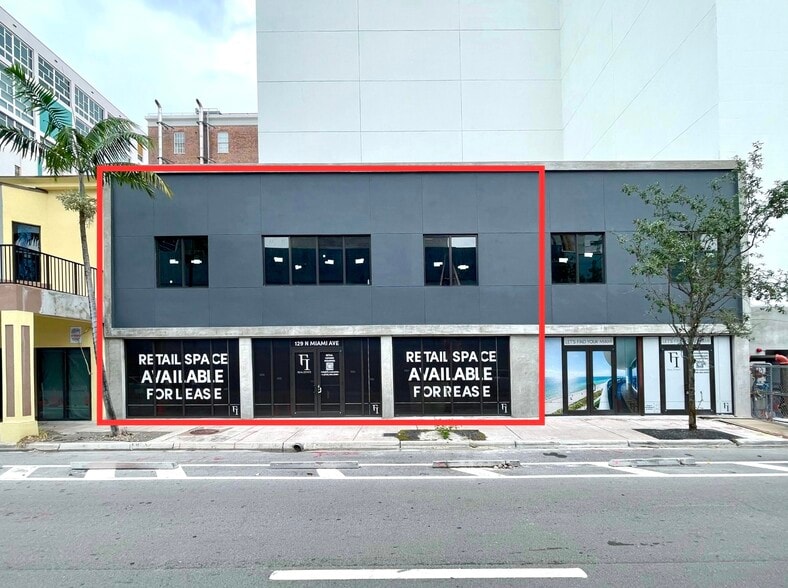 Primary Photo Of 129 N Miami Ave, Miami Restaurant For Lease