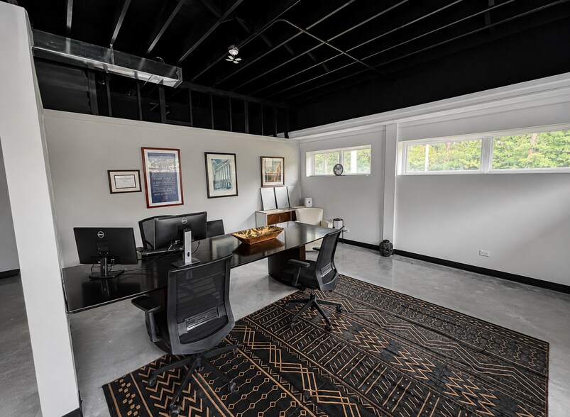 More Photos Of 44 W Lincoln Hwy, Chicago Heights General Retail For Sale