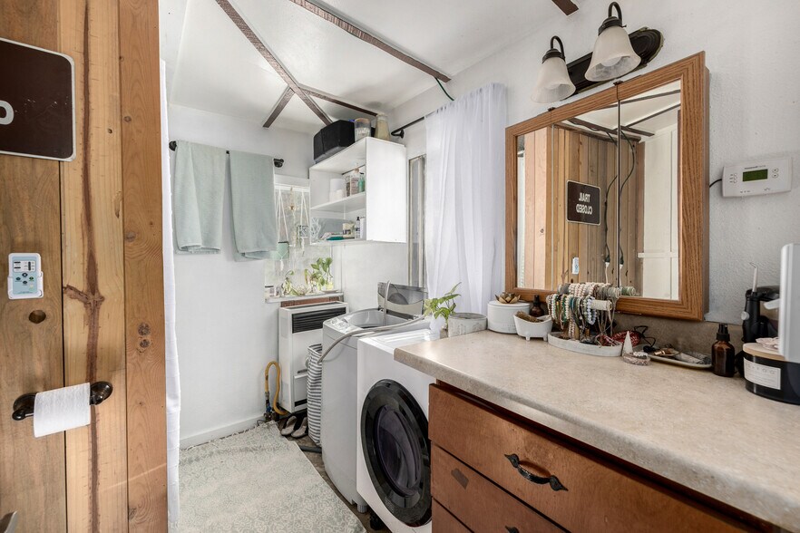 More Photos Of 8537 S Doubleheader Ranch Rd, Morrison Specialty For Sale