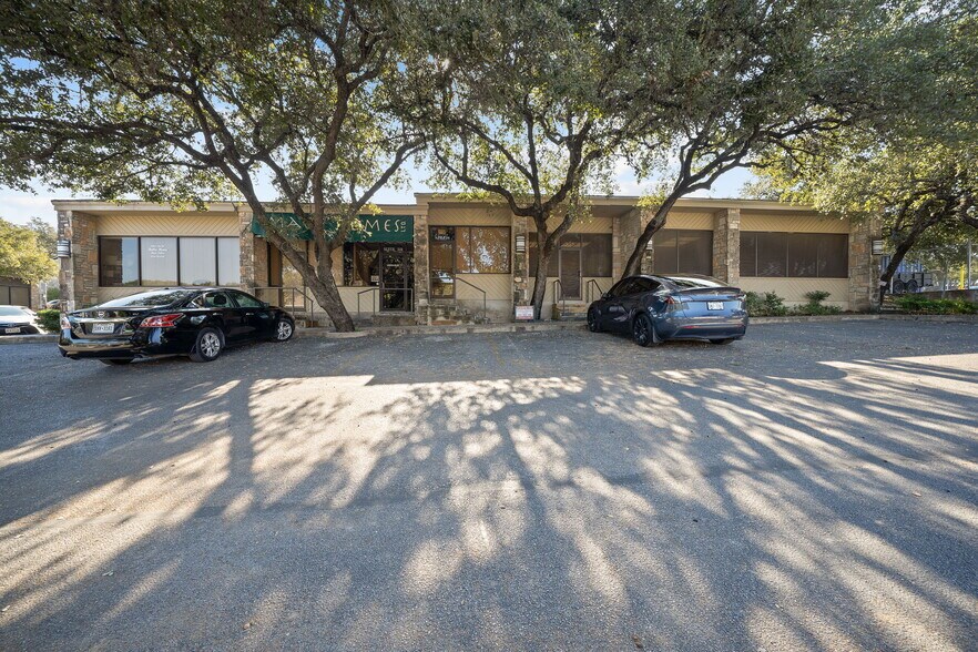 Primary Photo Of 10924 Vance Jackson Rd, San Antonio Medical For Lease