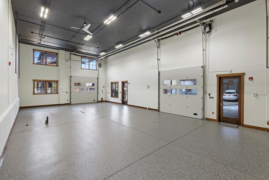 More Photos Of 211 Main St, Frisco General Retail For Sale