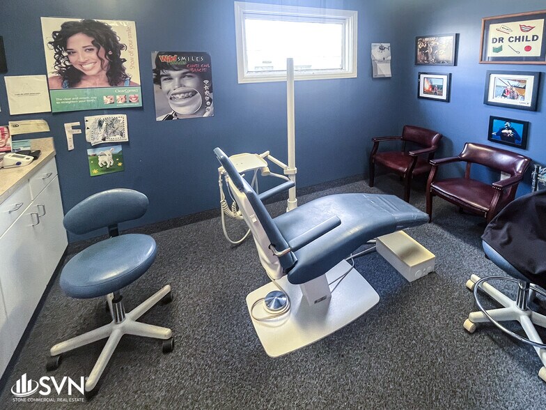 More Photos Of 2134 Nicholasville Rd, Lexington Medical For Sale