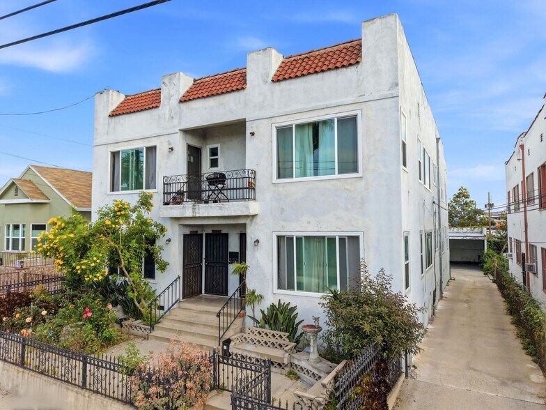Primary Photo Of 318 Cornwell St, Los Angeles Apartments For Sale