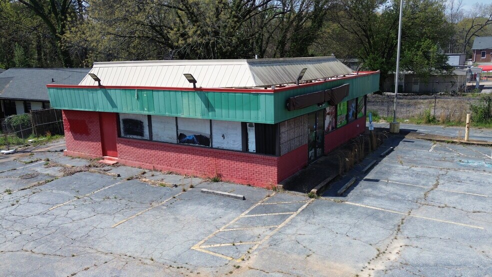 More Photos Of 4001 Glenwood Rd, Decatur Fast Food For Sale