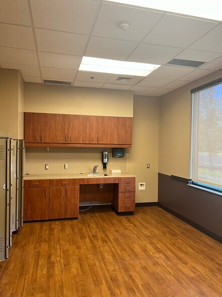 More Photos Of 1213 S Main St, Milton-Freewater Rehabilitation Center For Sale