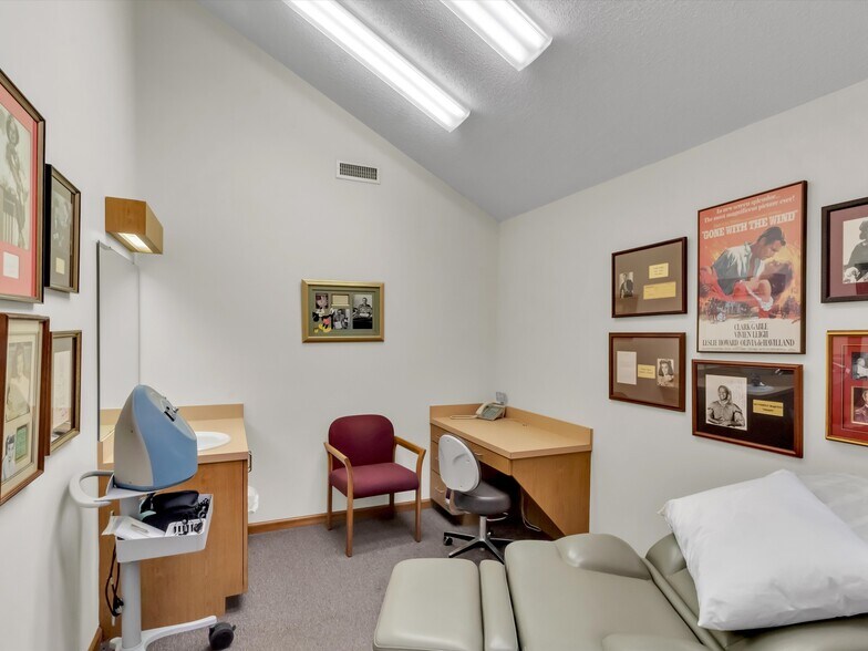 More Photos Of 540 Hospital Dr, Clyde Healthcare For Sale