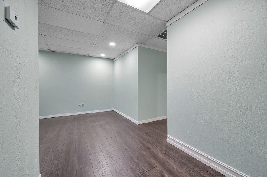 More Photos Of 5100 78th Ave N, Pinellas Park Medical For Lease