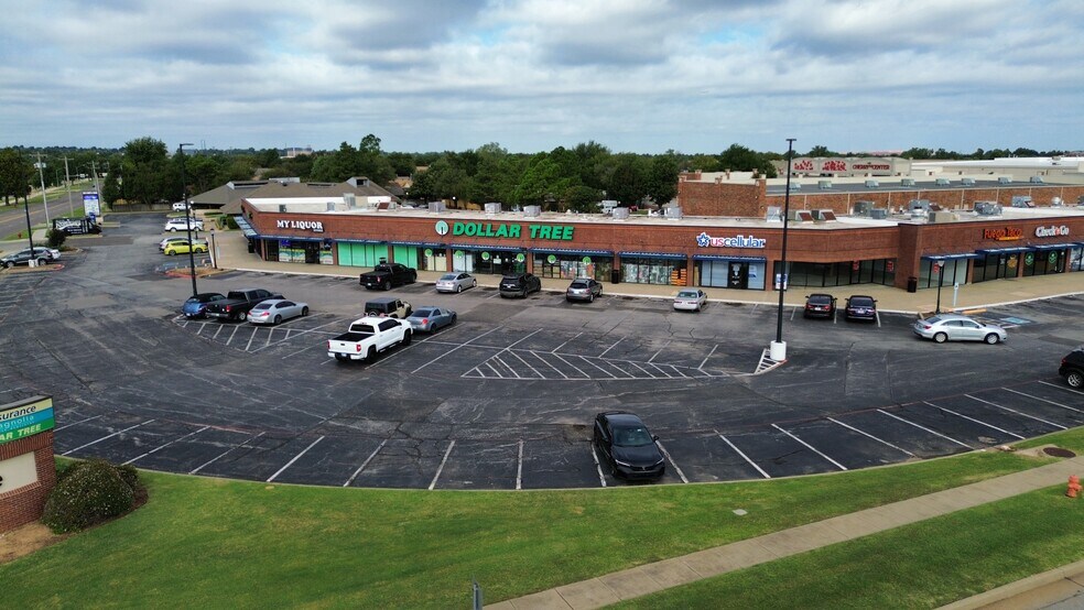 More Photos Of 101 N Douglas Blvd, Midwest City Unknown For Lease