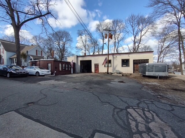 More Photos Of 14 Curtis St, Southbridge Industrial For Sale