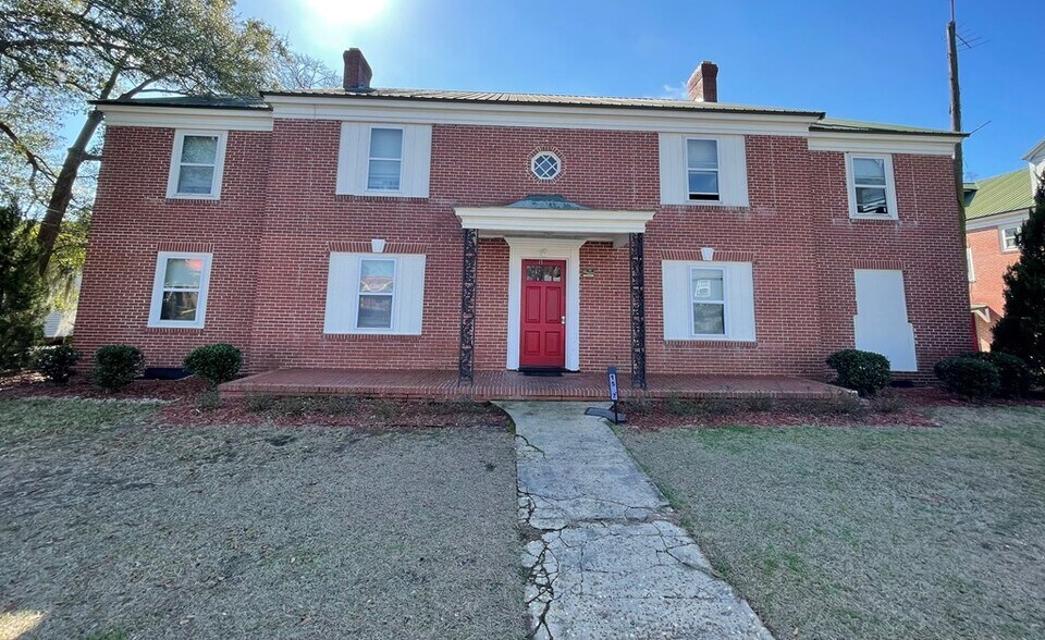 More Photos Of 700 1st St SW, Moultrie Apartments For Sale