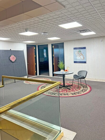 More Photos Of 910 N Amelia Ave, San Dimas Office For Sale