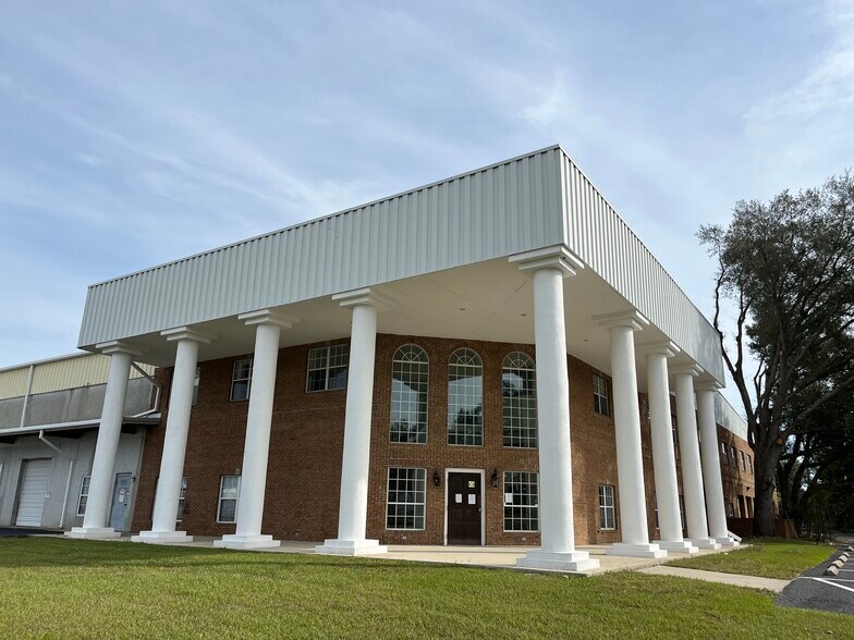 More Photos Of 3720 NE 33rd St, Ocala Warehouse For Sale