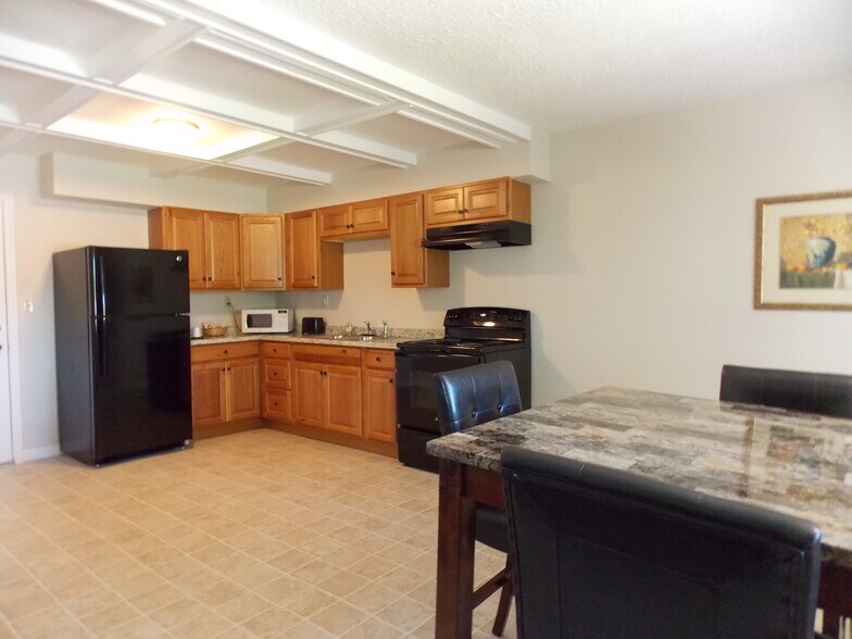 More Photos Of 37067 Nys Route 12, Clayton Hotel For Sale