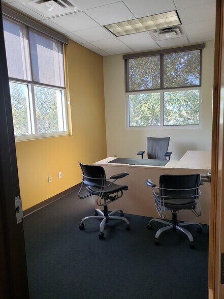 More Photos Of 4017 W Dr Martin Luther King Jr Blvd, Tampa Office For Sale