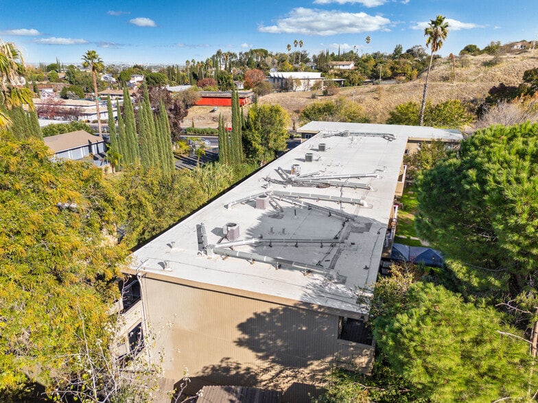 More Photos Of 3126 Lone Tree Way, Antioch Apartments For Sale