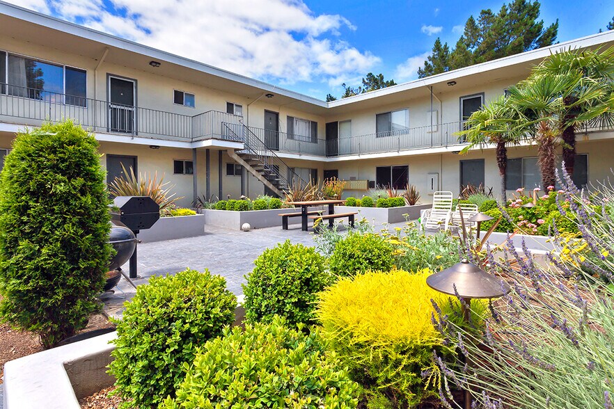 Primary Photo Of 655-663 Moorpark Way, Mountain View Apartments For Sale