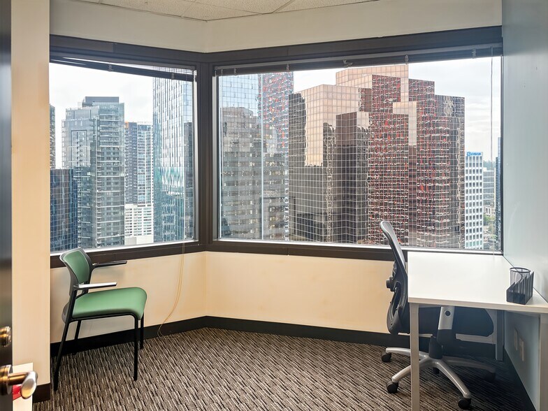 More Photos Of 10900 NE 4th St, Bellevue Coworking Space