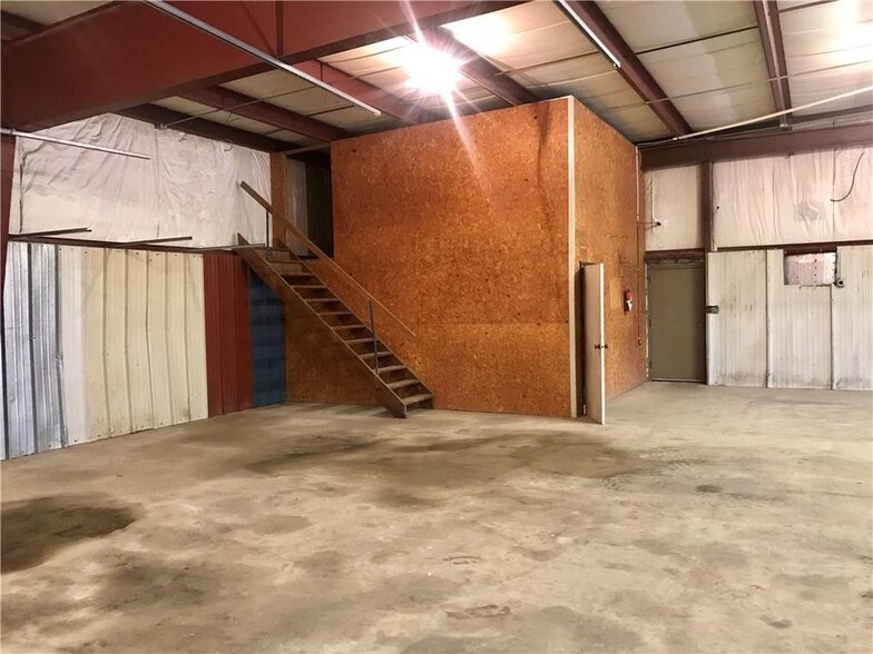 More Photos Of 5294 Sebring Warner Rd, Greenville Warehouse For Sale