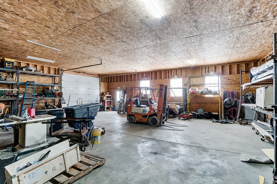 More Photos Of 3245 Piqua Troy Rd, Troy Light Distribution For Sale