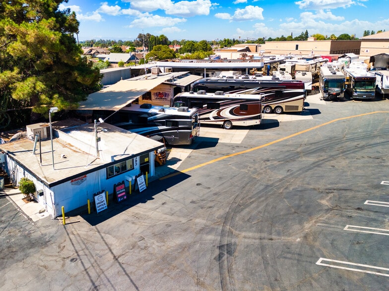 More Photos Of 8393-8411 Foothill Blvd, Rancho Cucamonga Freestanding For Sale