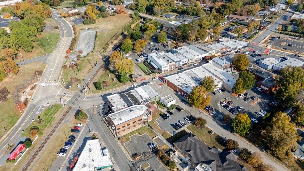 More Photos Of 100 Main St, Fort Mill Loft Creative Space For Lease