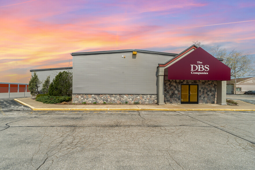 Primary Photo Of 6006 Westside Saginaw Rd, Bay City Office For Sale