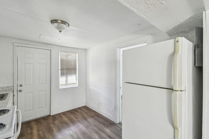 More Photos Of 1330-1334 Barnett St, Jacksonville Apartments For Sale
