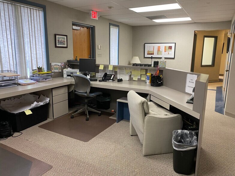 More Photos Of 106 Elden St, Herndon Medical For Sale