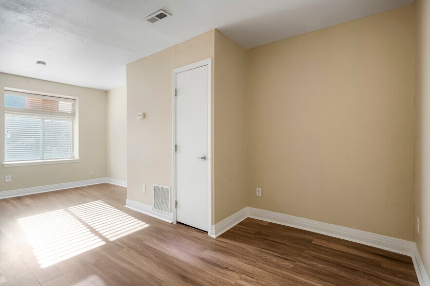 More Photos Of 407-422 29th Ave, Denver Apartments For Sale