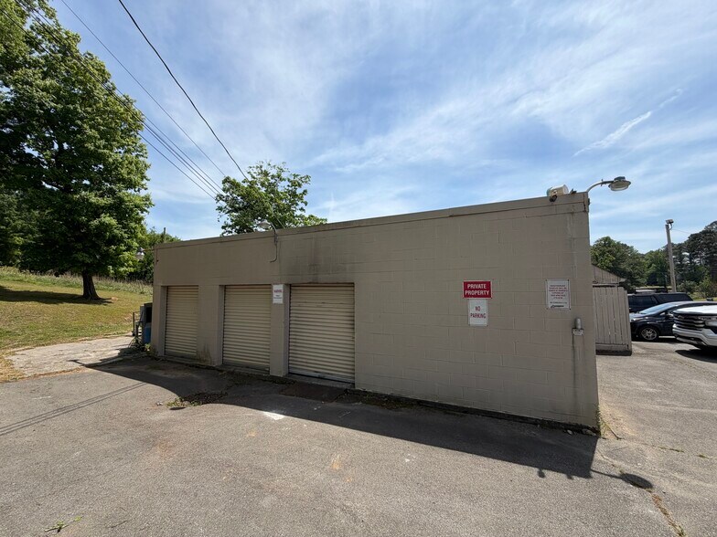 More Photos Of 1913 Dug Gap Rd, Dalton Light Distribution For Sale