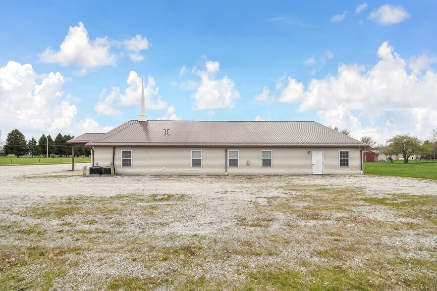More Photos Of 2598 E Smiley Ave, Shelby Religious Facility For Sale