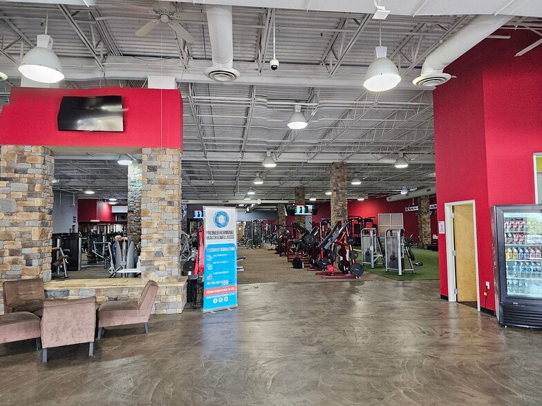 More Photos Of 349 Copperfield Blvd, Concord Unknown For Lease