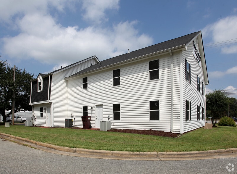 More Photos Of 10027 Us-70 Hwy, Clayton Office For Lease