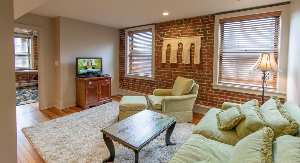 More Photos Of 1741 Frankfort Ave, Louisville Apartments For Lease